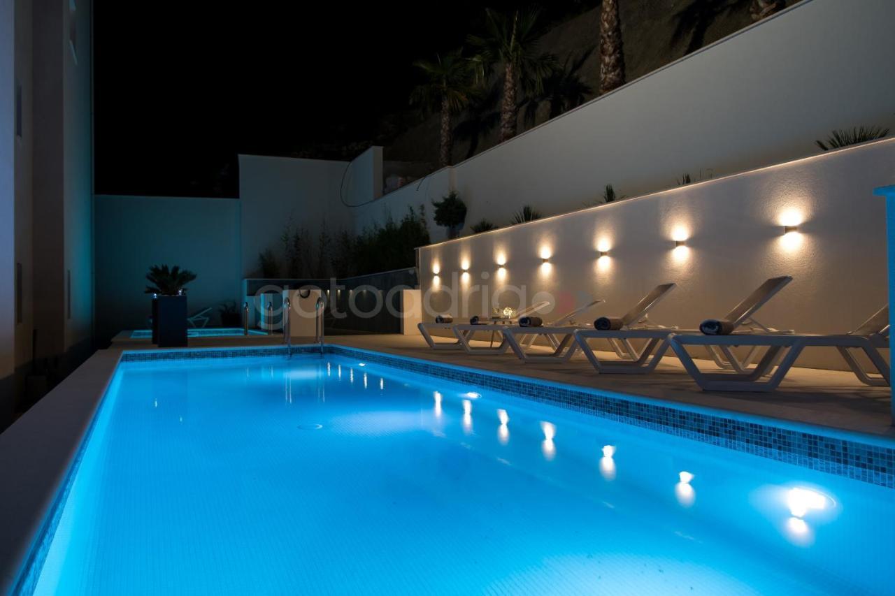 Villa Smaragd - Opal - Luxury Apt With Shared Pool And Private Hot Tub Makarska Extérieur photo